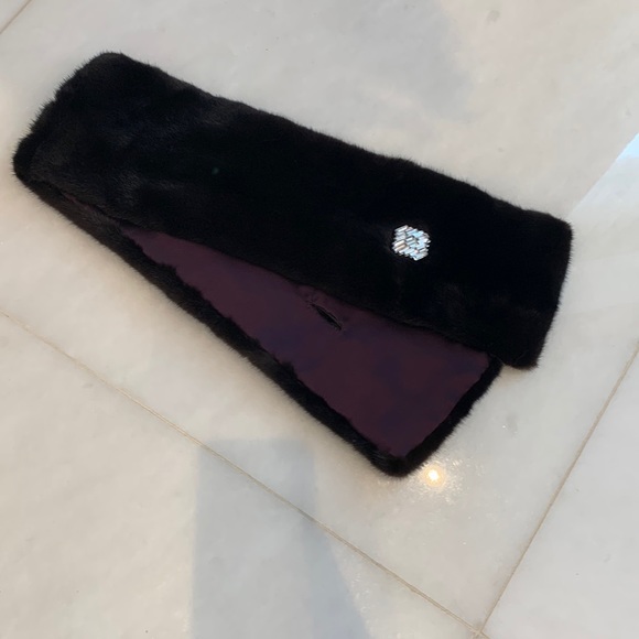 Judith leiber mink genuine fur scar - Picture 1 of 2